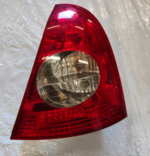 8200917487 Fanale post. DX RENAULT CLIO 2a Serie 1.4 16V Ber. 3p/b/1390cc