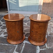 COPPIA DI COMODINI IN STILE