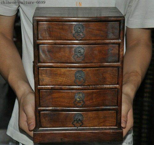 Antico cassetto popolare
