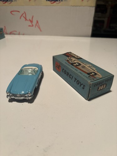 Corgi toys england - toys, 303