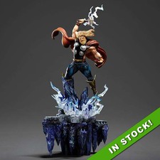 THOR INFINITY GAUNTLET DIORAMA