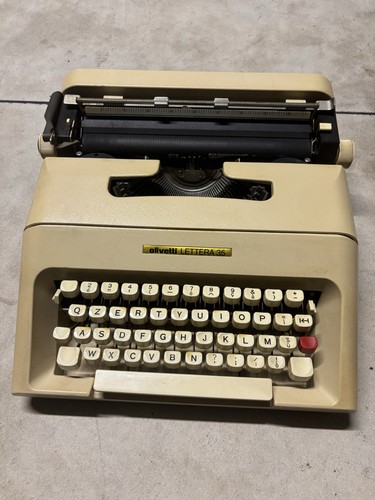 Macchina scrivere olivetti - da,