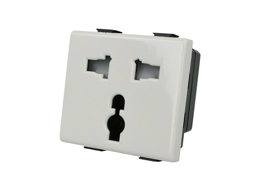 Presa universale americana - universale,