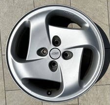 Nr.1 Cerchio In Lega 15 "- Fiat Coupe (Da Verniciare) Con Borchia Copri Mozzo