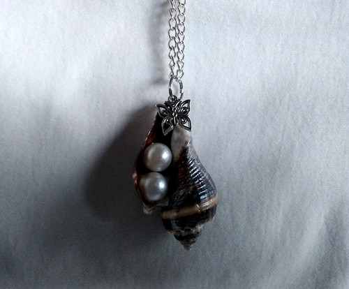 Collana con ciondolo