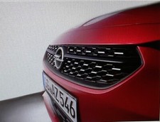 Opel Corsa-F Pinza Griglia