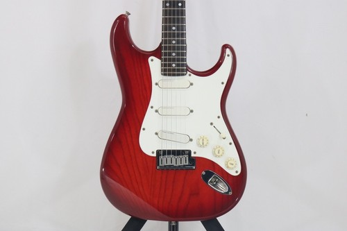 Chitarra elettrica usata