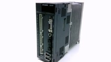MITSUBISHI MR-J3-100BS4 Amplificatore di sicurezza Servo Motore USATO