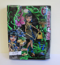 Bambola Monster High Gloom and