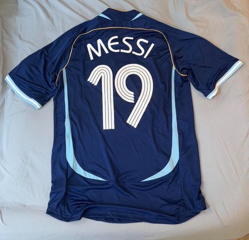 Nuovissima maglia messi - nuovissima,