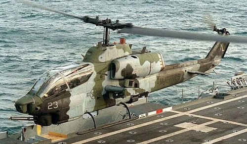 Bell ah1 cobra attack - ah-1,