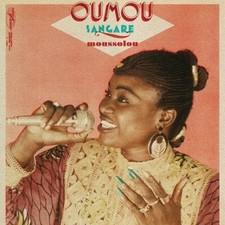 OUMOU SANGARE - MOUSSOLOU   CD