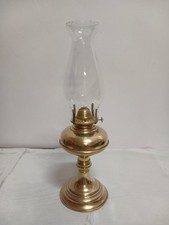 Lampada a petrolio in ottone