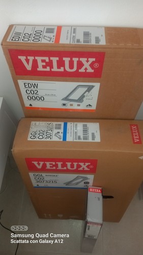 Finestra velux nuova - finestra,