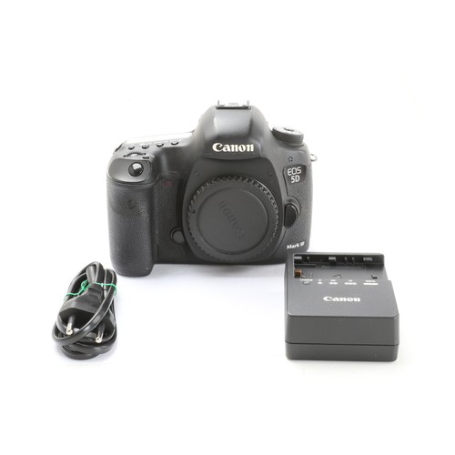 Canon eos mark iii - mark,