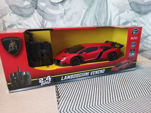 Nuova auto radiocomandata - nuova,