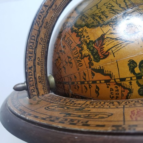 Mappamondo zodiacale vintage