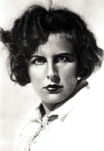 Cartolina leni riefenstahl - cartolina,