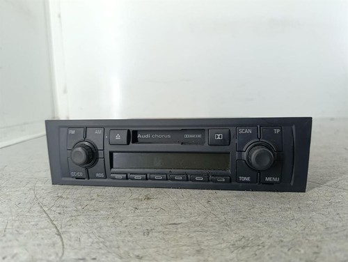 Audi 2004 radio - 8p,