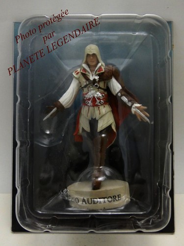 Figurine ezio auditore - figurine,