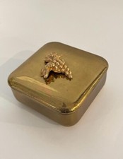 Cofanetto scatoletta vintage porta gioie porta pastiglie colore oro cm 8 x 8 cm.
