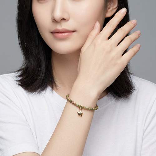 Bracciale con ciondolo oro - , in