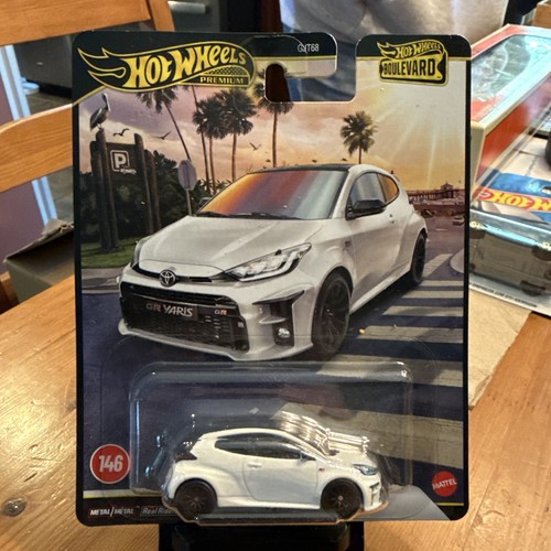 Hot wheels premium - hot,