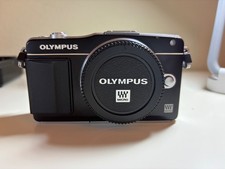Olympus PEN Mini E-PM2 con