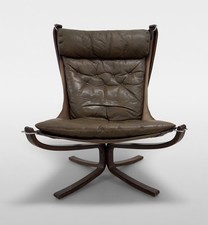Sedia Falcon di Sigurd Ressel