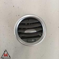 Bocchetta aria sinistra 13363313 per Opel Adam 2013-2019 usata (93930)