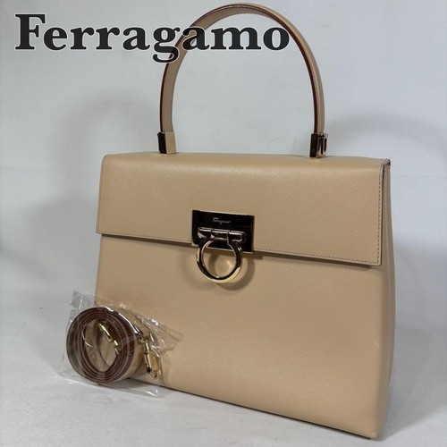 Salvatore ferragamo gancini - ferragamo,