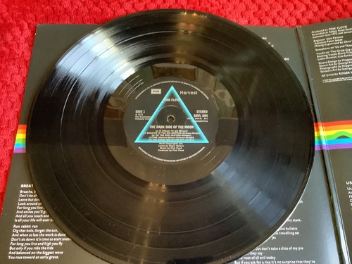 The dark side - side, moon