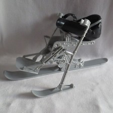 NEW Barbie Winter Sports Para