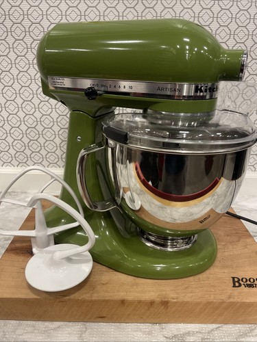 Lightly used kitchenaid - **lightly, used**