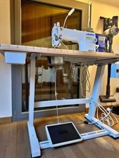 Macchina da cucire lineare