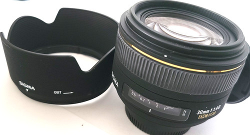 Sigma 30mm d - sigma, f/1.4