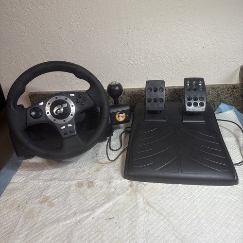 Volante pedali logitech - volante,