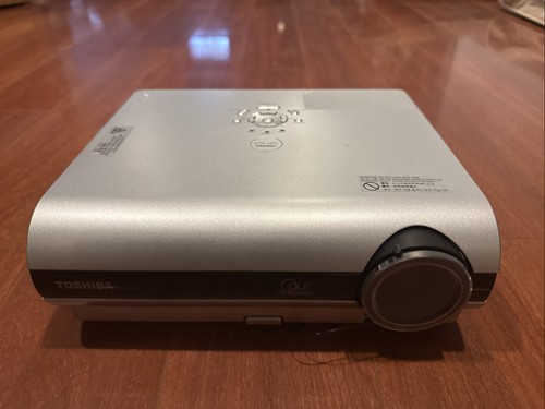 Toshiba tdp s25 - dlp, proiettore