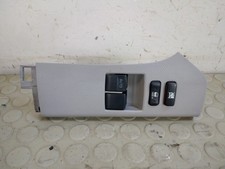19779 Pulsantiera alzavetro ant sx Toyota Yaris II serie dal 2004 al 2011 cod 74