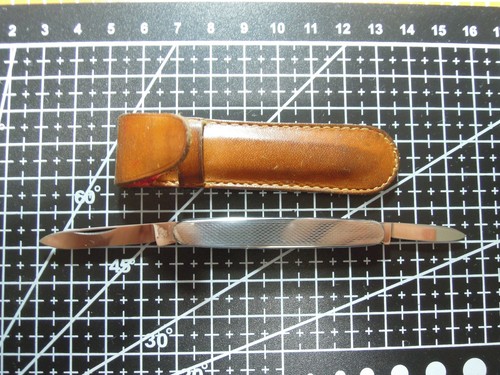 Piccolo coltello pieghevole - piccolo,