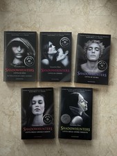 CASSANDRA CLARE - SHADOWHUNTERS “THE MORTAL INSTRUMENTS” LIBRI DA 1 A 5