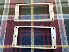 Due anelli pickup humbucker