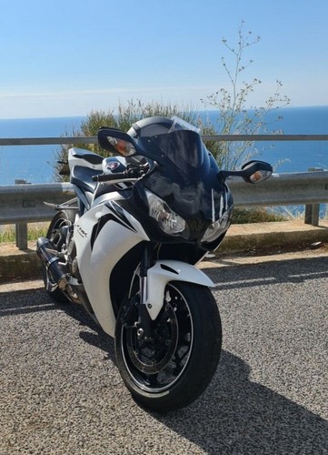 Carena honda cbr 1000rr - carena,
