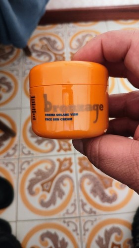 100 scatole crema - di,