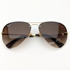 🕶️ Occhiali da sole