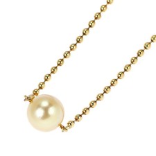 Collana con ciondolo di perle