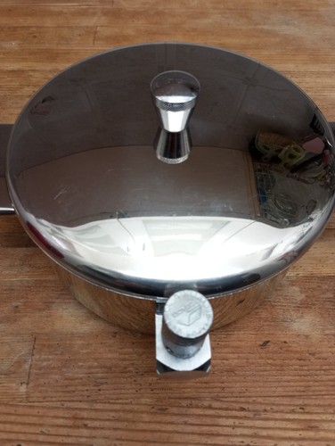 Casseruola con coperchio - con,
