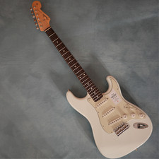 Fender made japan - fender,