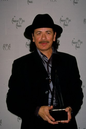 Dia carlos santana anno - carlos,