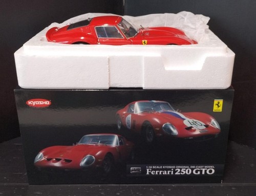 Modellino auto pressofuso
